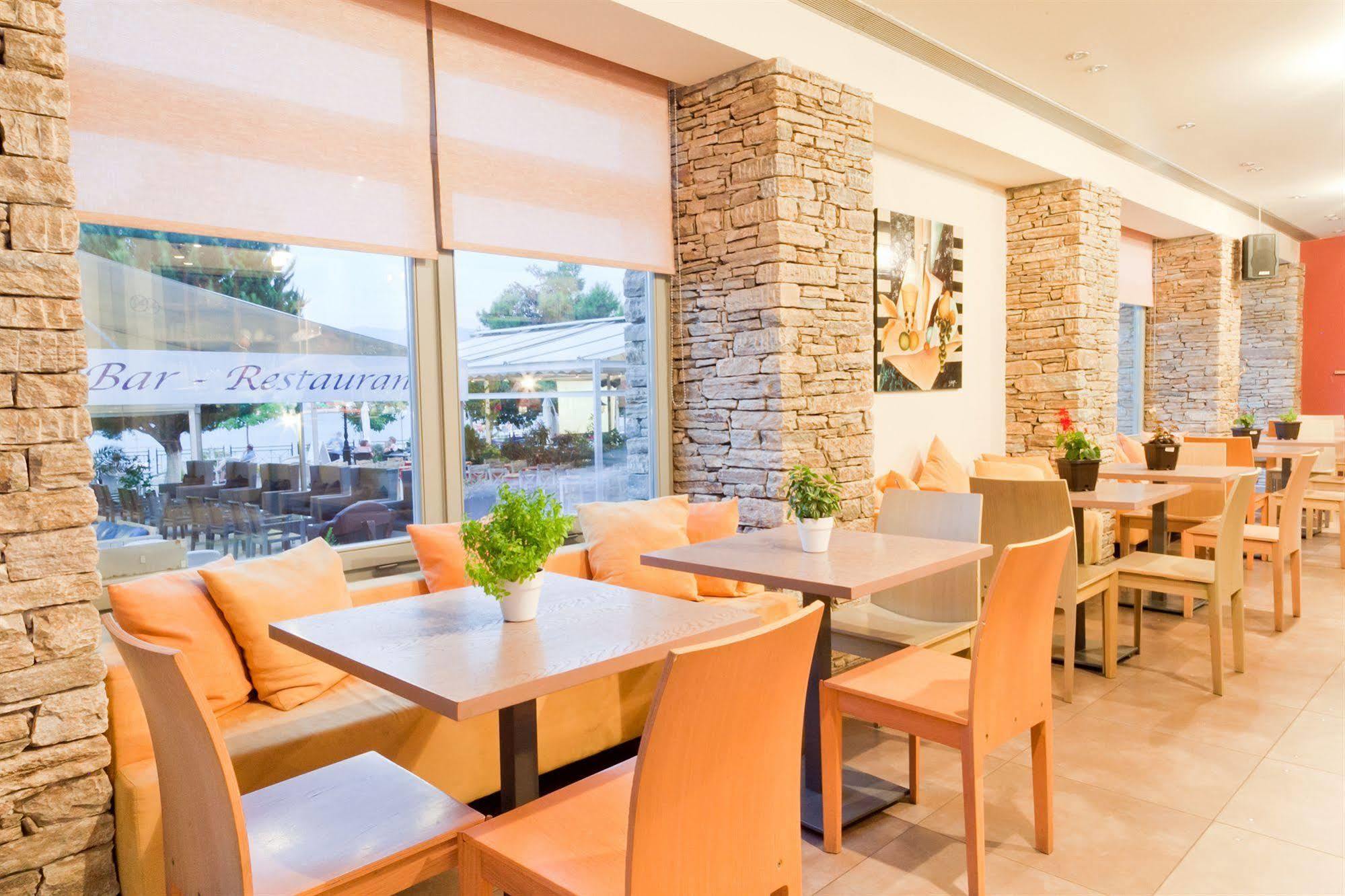 Astros Beach Boutique Hotel ปาราลีอออัสตรอช ภายนอก รูปภาพ
